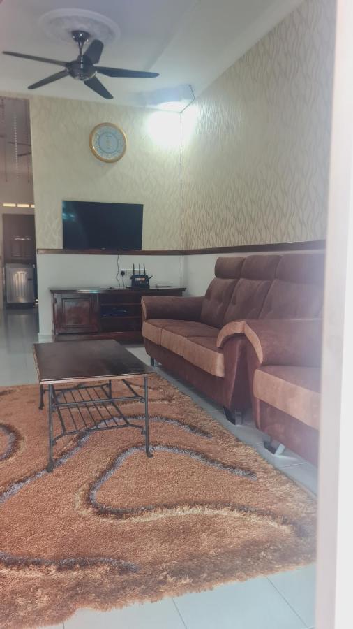 Anjung Klia House 31 With Neflix Villa Бантинг Екстериор снимка