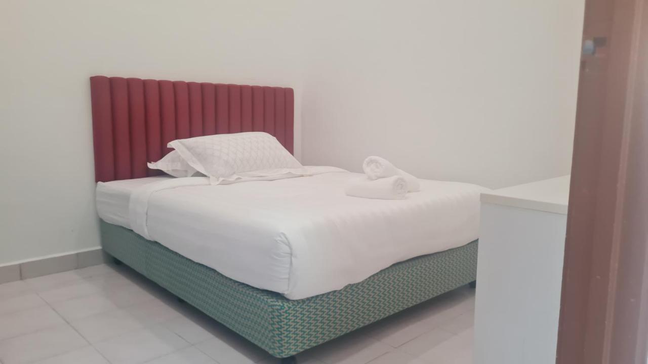 Anjung Klia House 31 With Neflix Villa Бантинг Екстериор снимка